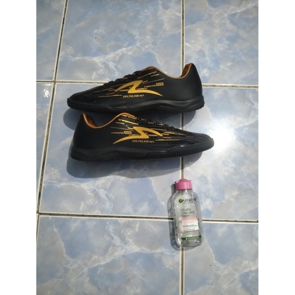 Ss + Reborn Black Gold Sz 42²