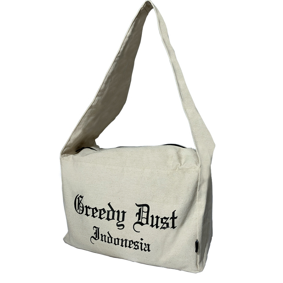 Greedy Dust Indonesia Sling Totebag Broken White