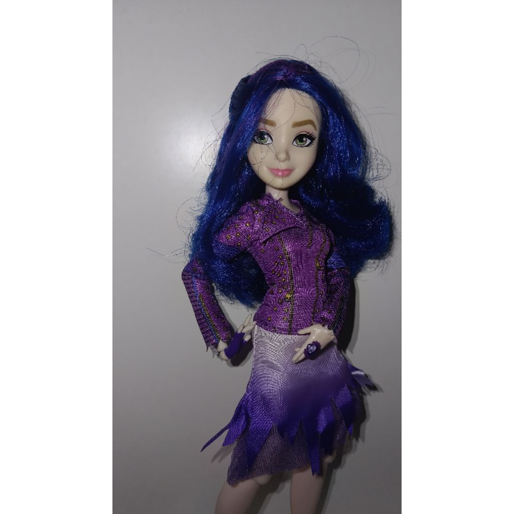 Disney Descendants 3 Mal Royal Wedding Reception (2020)