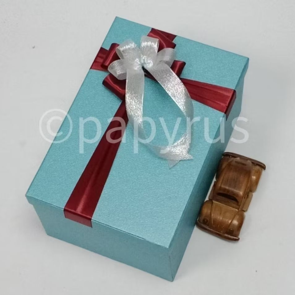 PAPYRUS 20x30 Tinggi 15cm Kotak Kado Gift Box Hardbox Hampers Hadiah V3