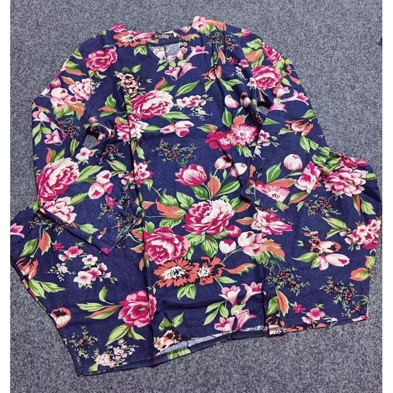 Blouse Wanita Oversize / Blouse Bunga-Bunga Oversize