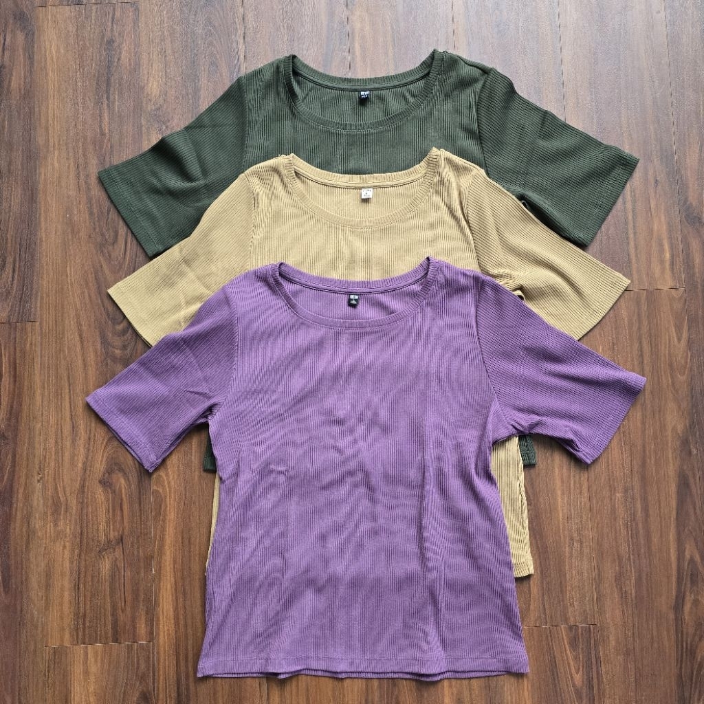 Preloved baju/atasan/blouse wanita UNIQLO (ORI)