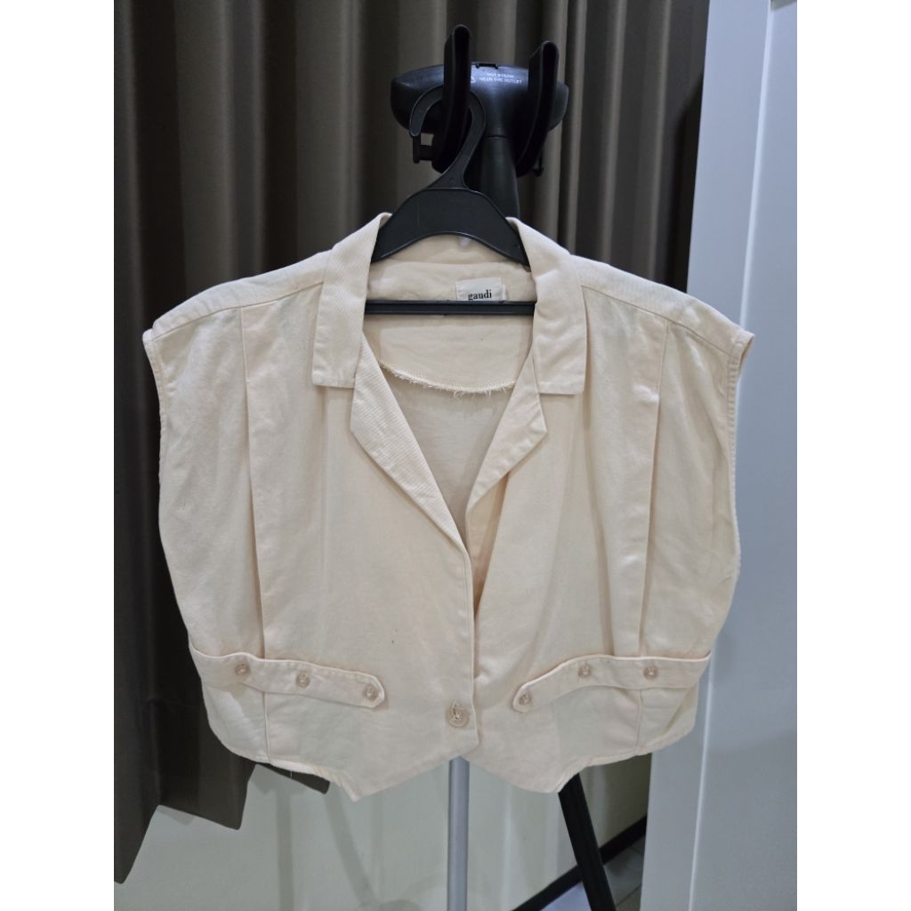 GAUDI Crop Vest - PRELOVED