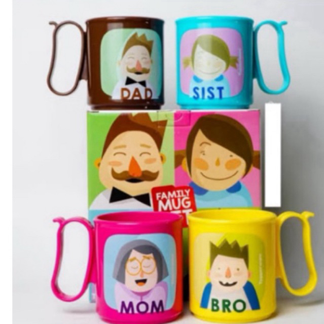 family mug set tupperware ( 4pcs)
