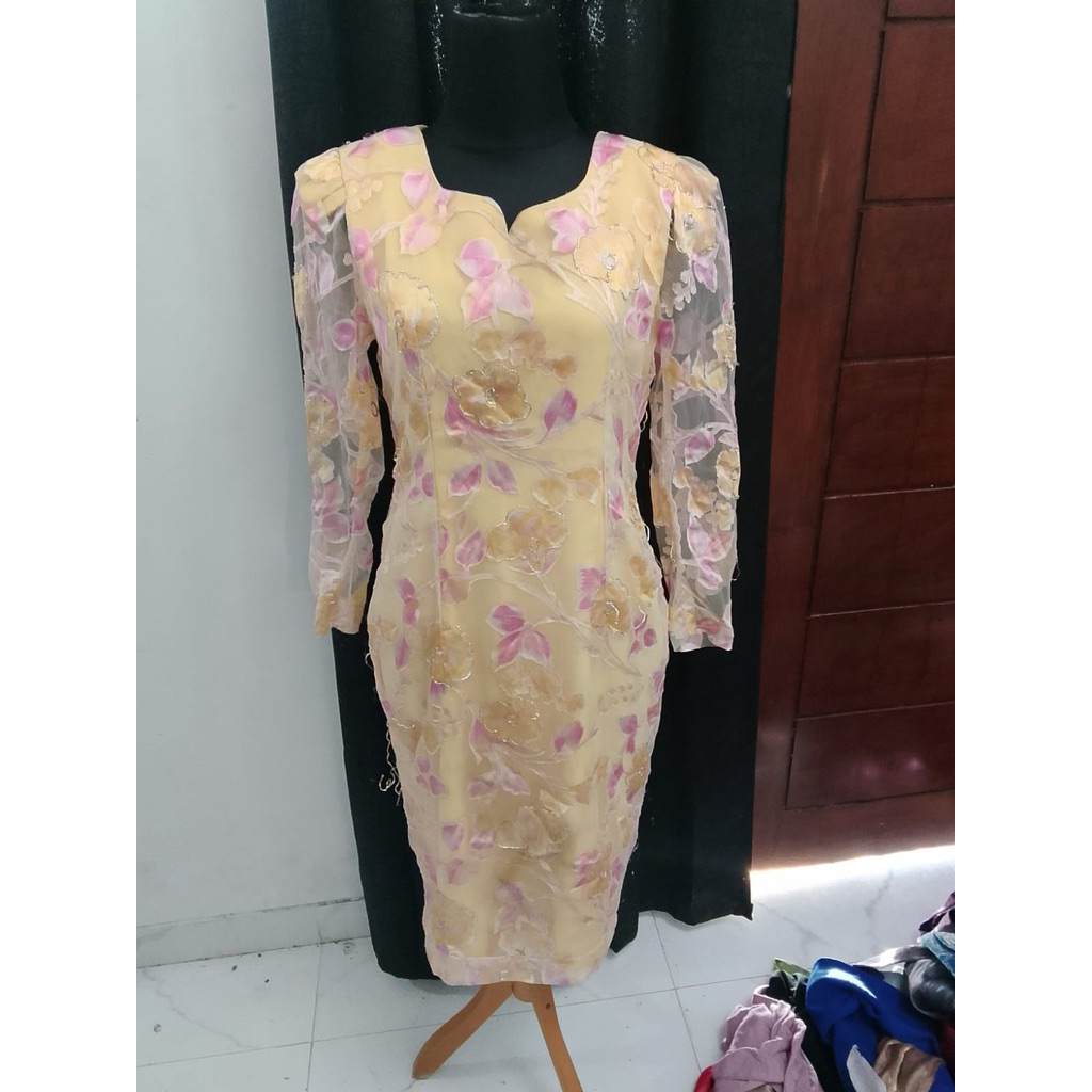 baju kurung brokat