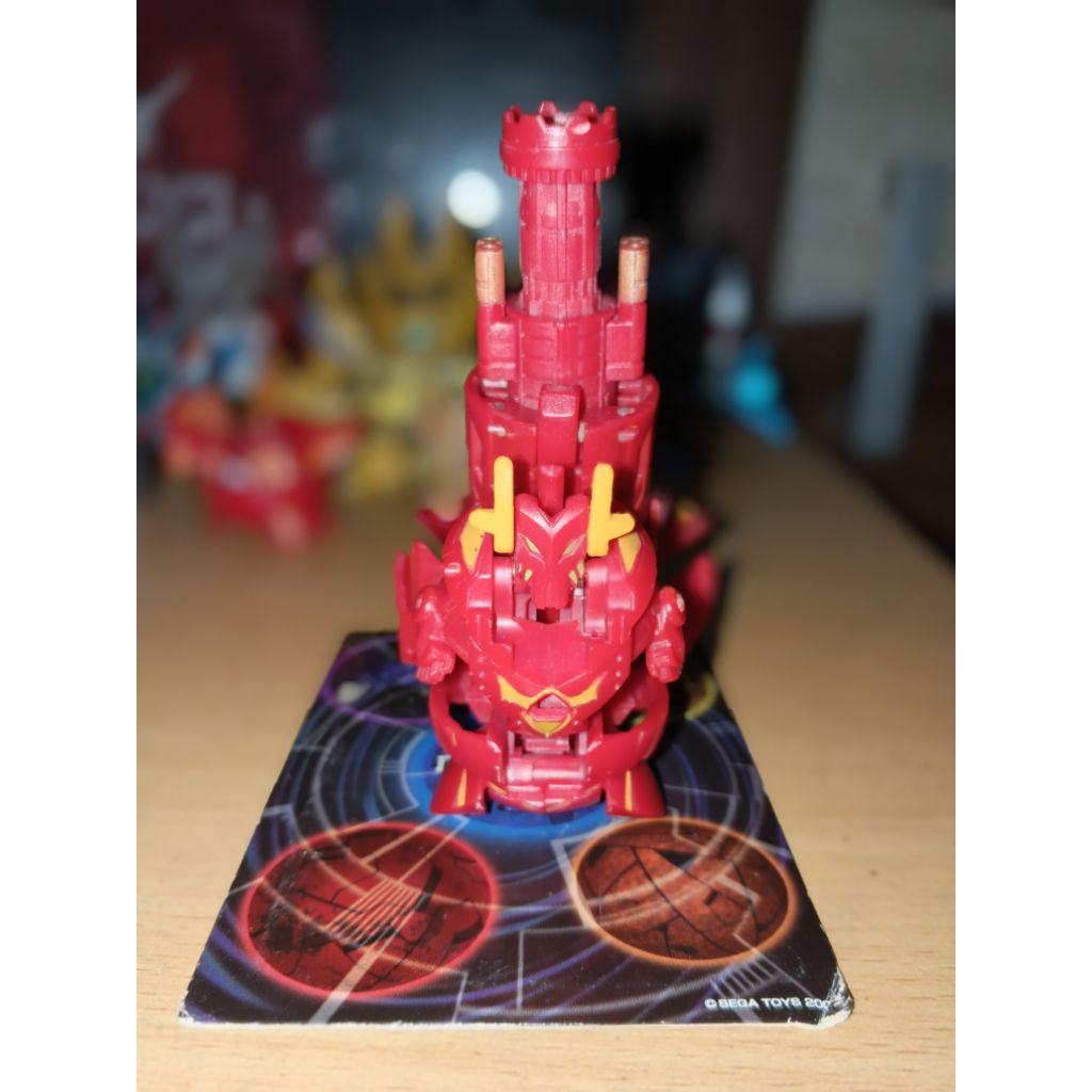 Bakugan Pyrus Linehalt + Battle Gear
