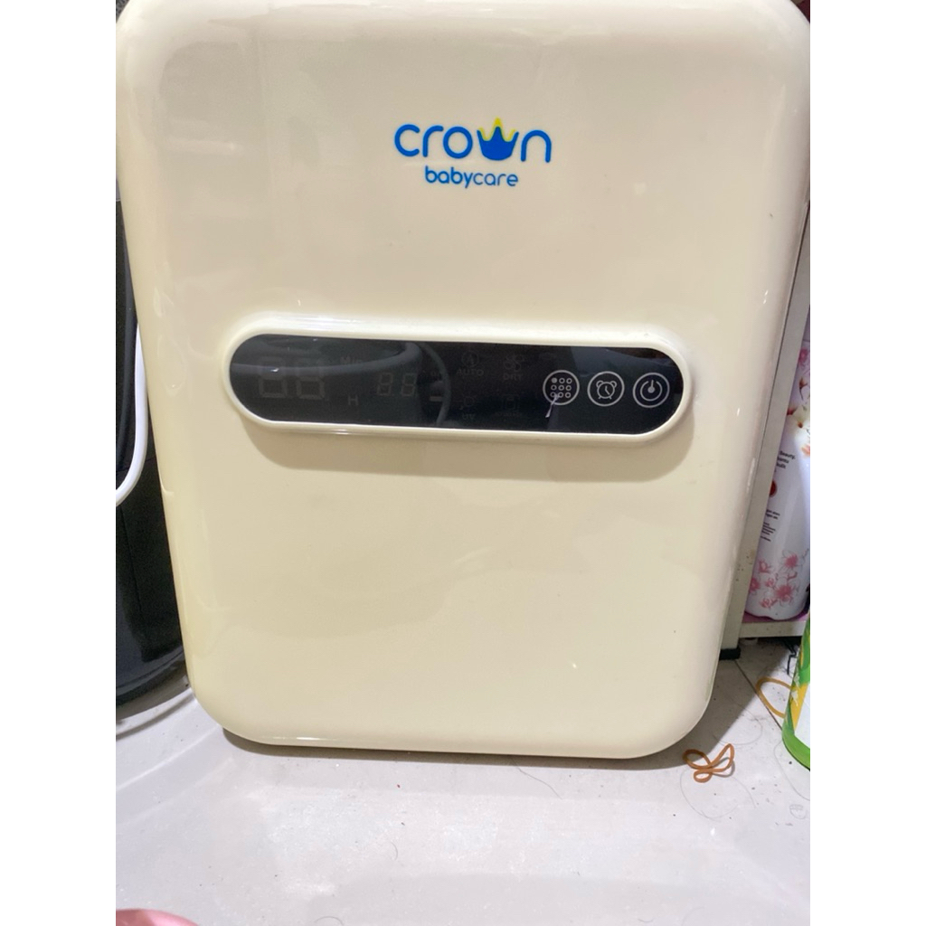 Preloved Crown Babycare Dryer & Sterilizer