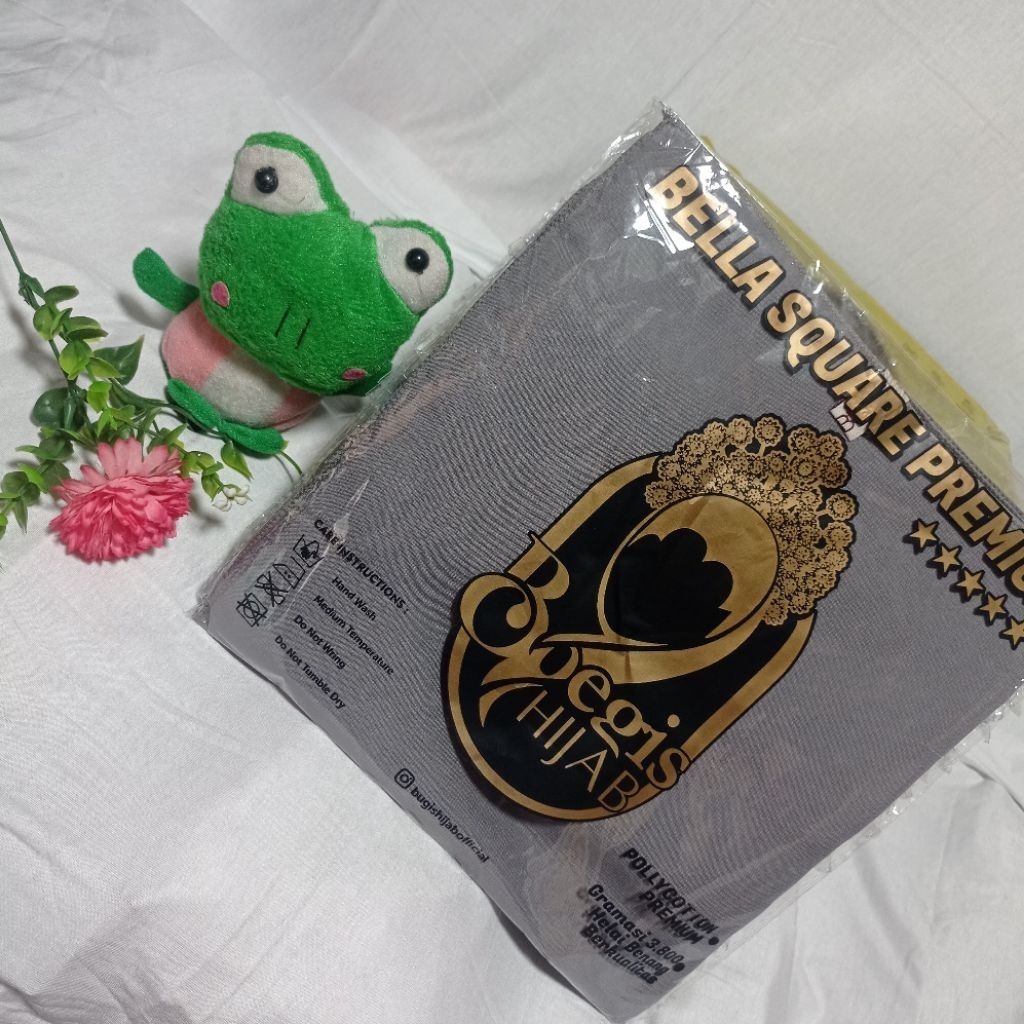 Segi Empat Bella Bugis by Bugis Hijab