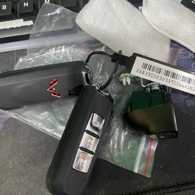 1 SET Keyless Wuling Almaz, Remote Wuling Almaz, Bahan Kunci Remote Wuling Almaz (LOGO MERAH)