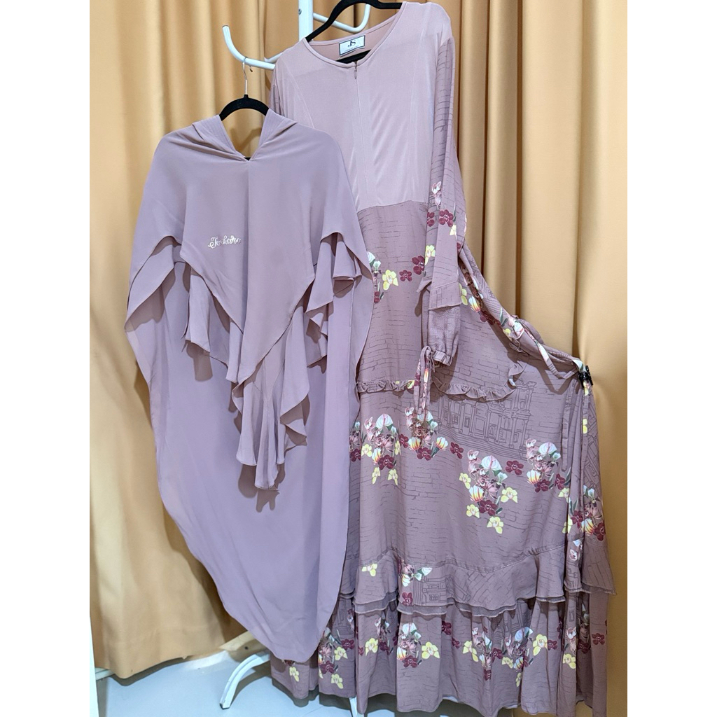 Preloved Gamis set jawhara syari Gamis mewah JS