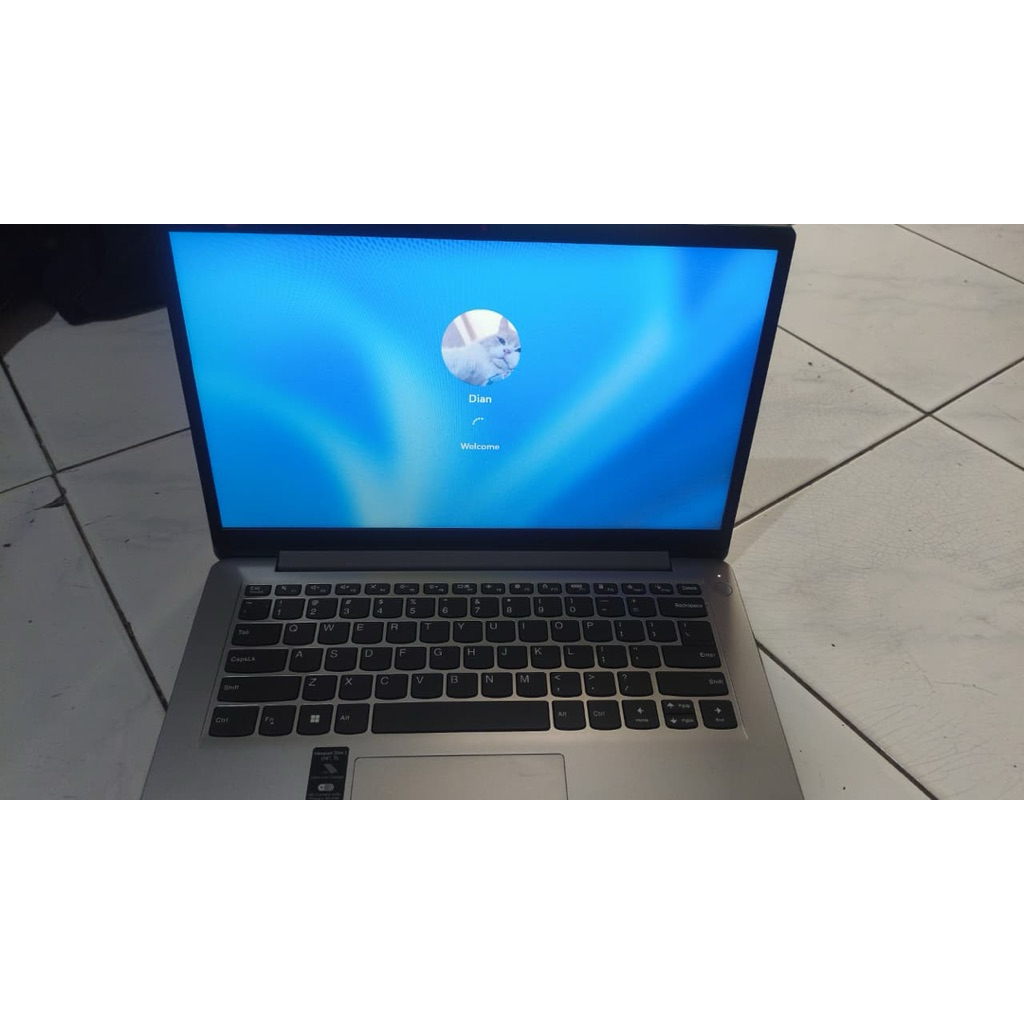 (preloved) LENOVO Ideapad Slim 1 14inch