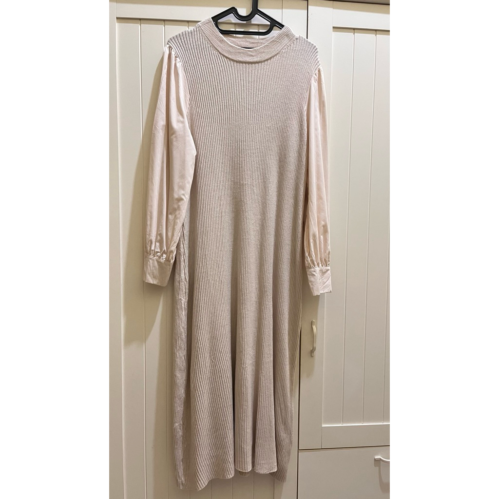 Preloved: Dress knit mix katun poplin (ivory)