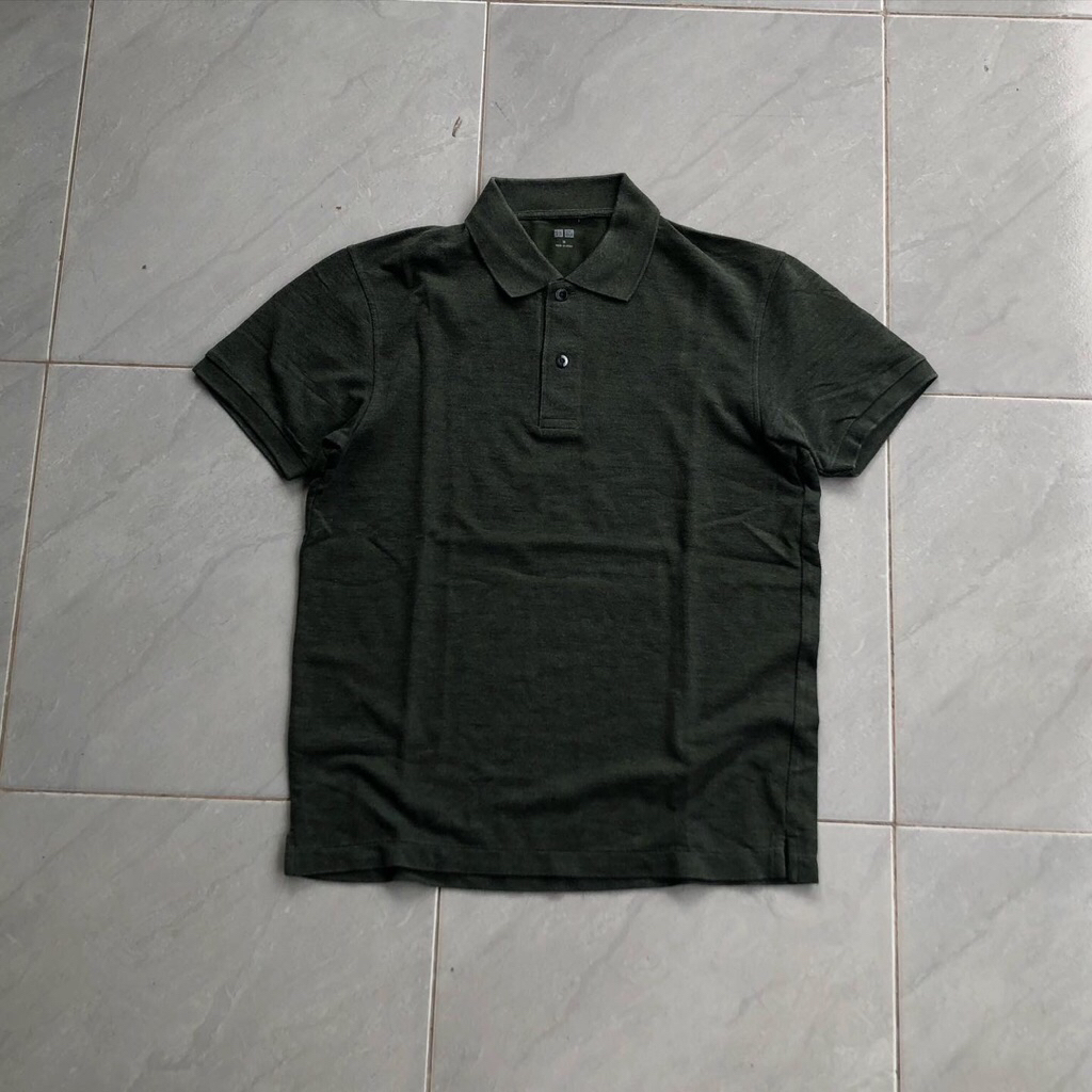 POLO SHIRT UNIQLO GREEN ARMY