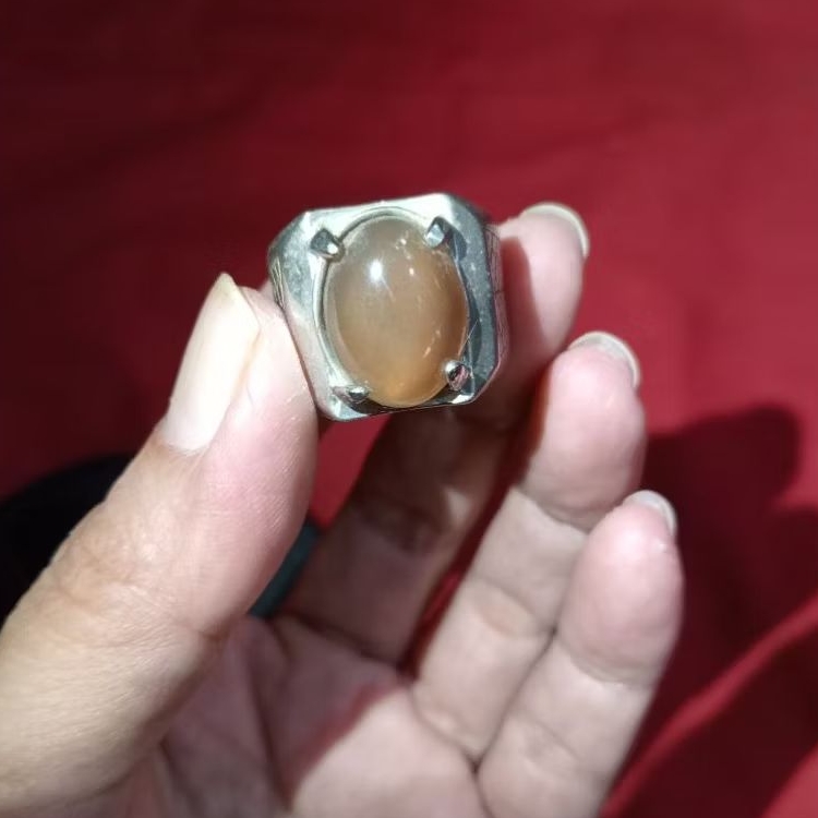 Cincin batu alam solar kristal bening