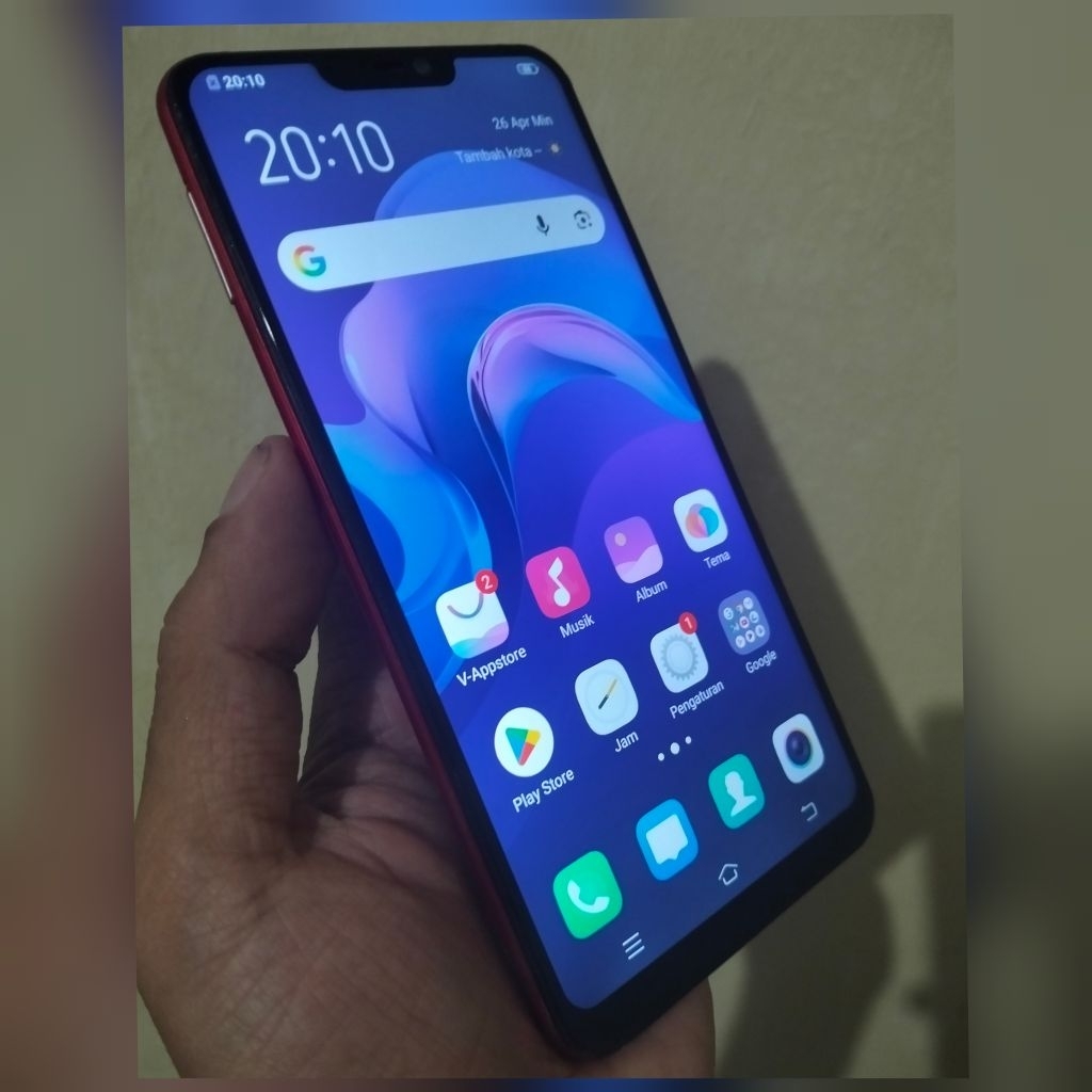 Hp Vivo V9 RAM 4GB internal 64GB warna merah Bekas