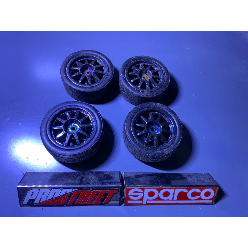 ban rc 2wd second / bekas