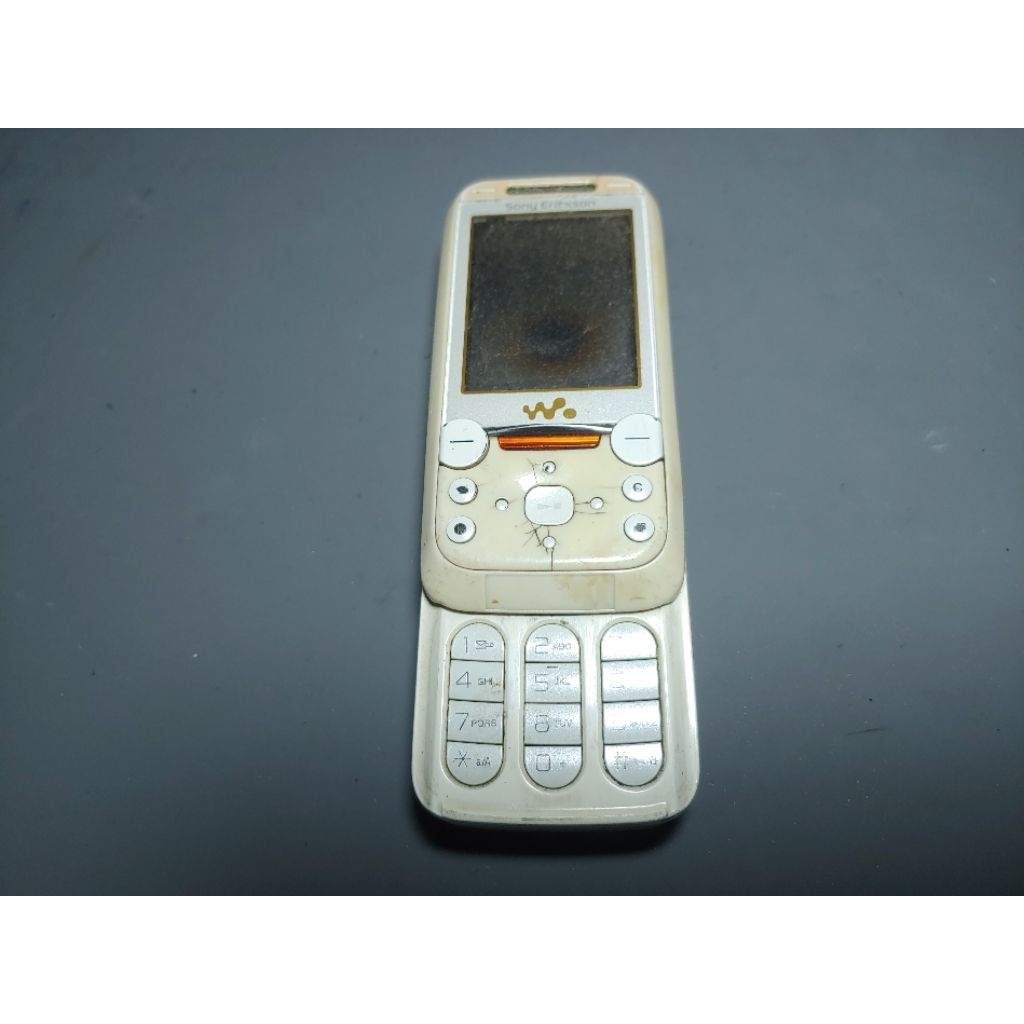Sony Ericsson w830i