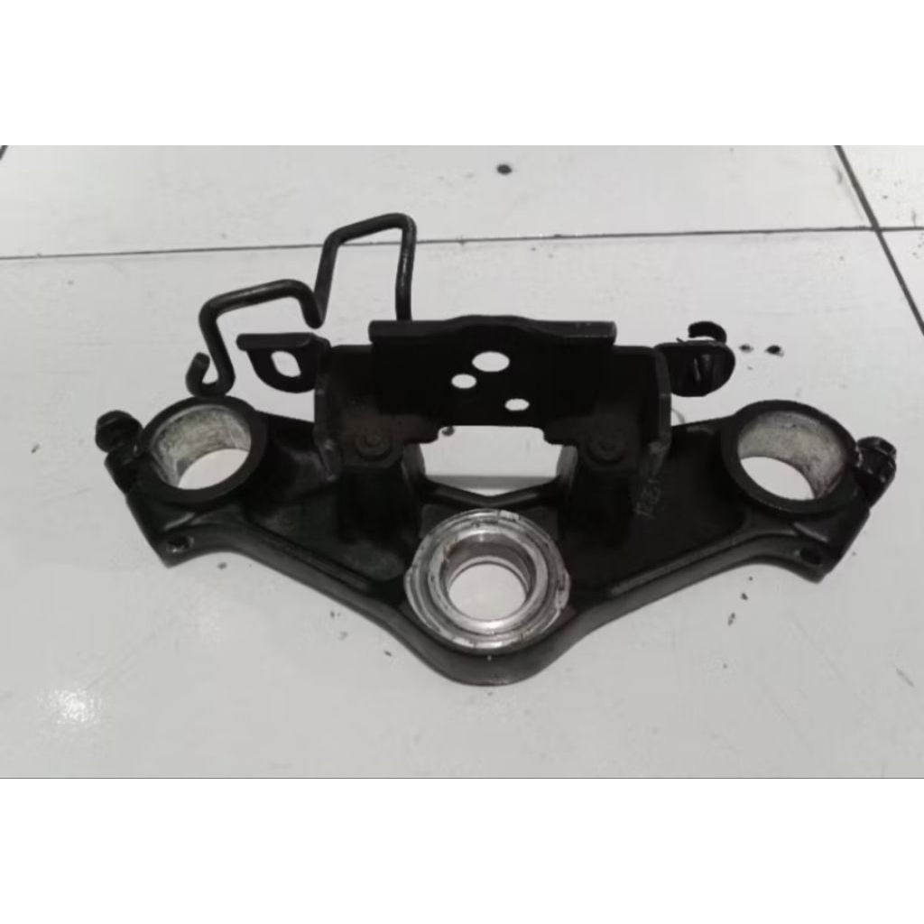 Segitiga atas Cbr 150r led 2016-2020