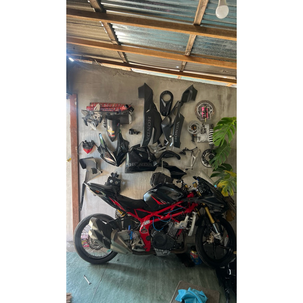 PART SECOND CBR250rr