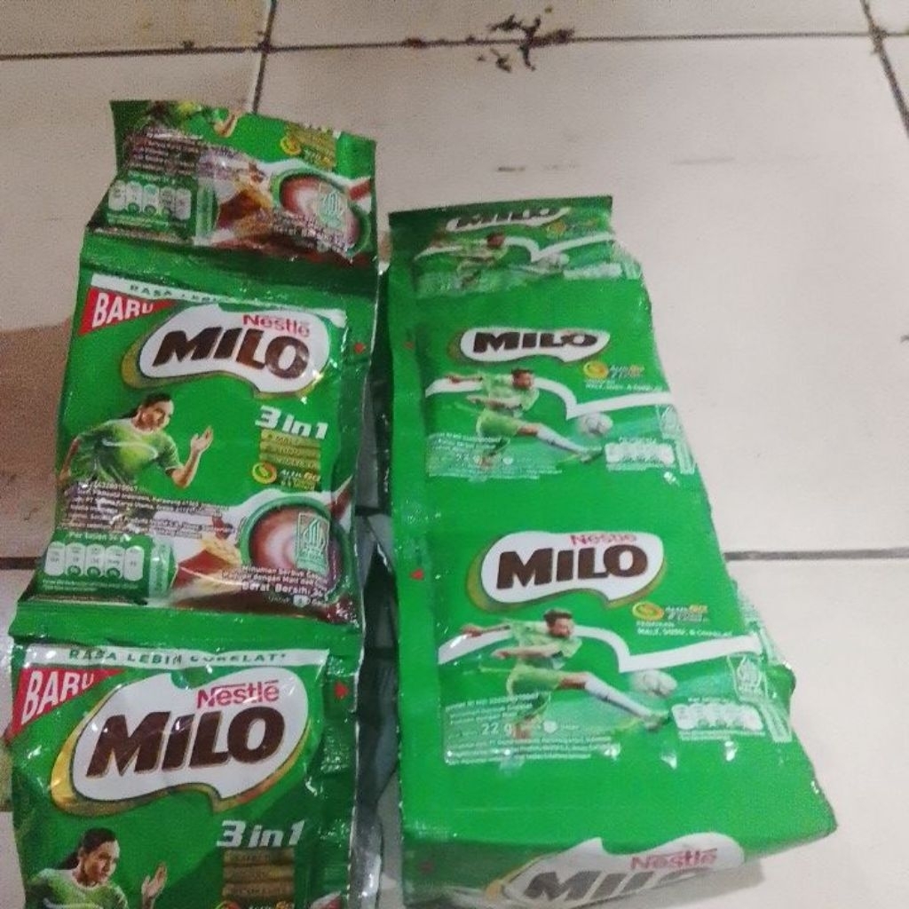 Milo susu 1 renceng isi 10 bungkus