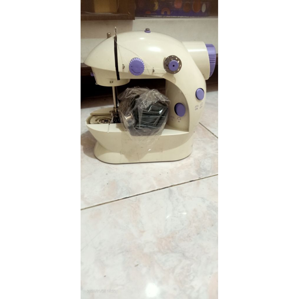 mesin jahit listrik mini