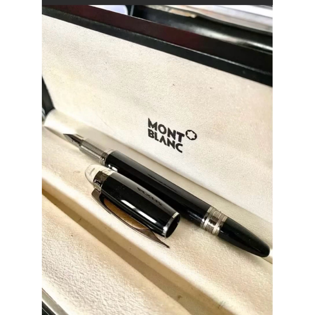 Montblanc StarWalker Fountain Pen Black Resin | Original | Like New