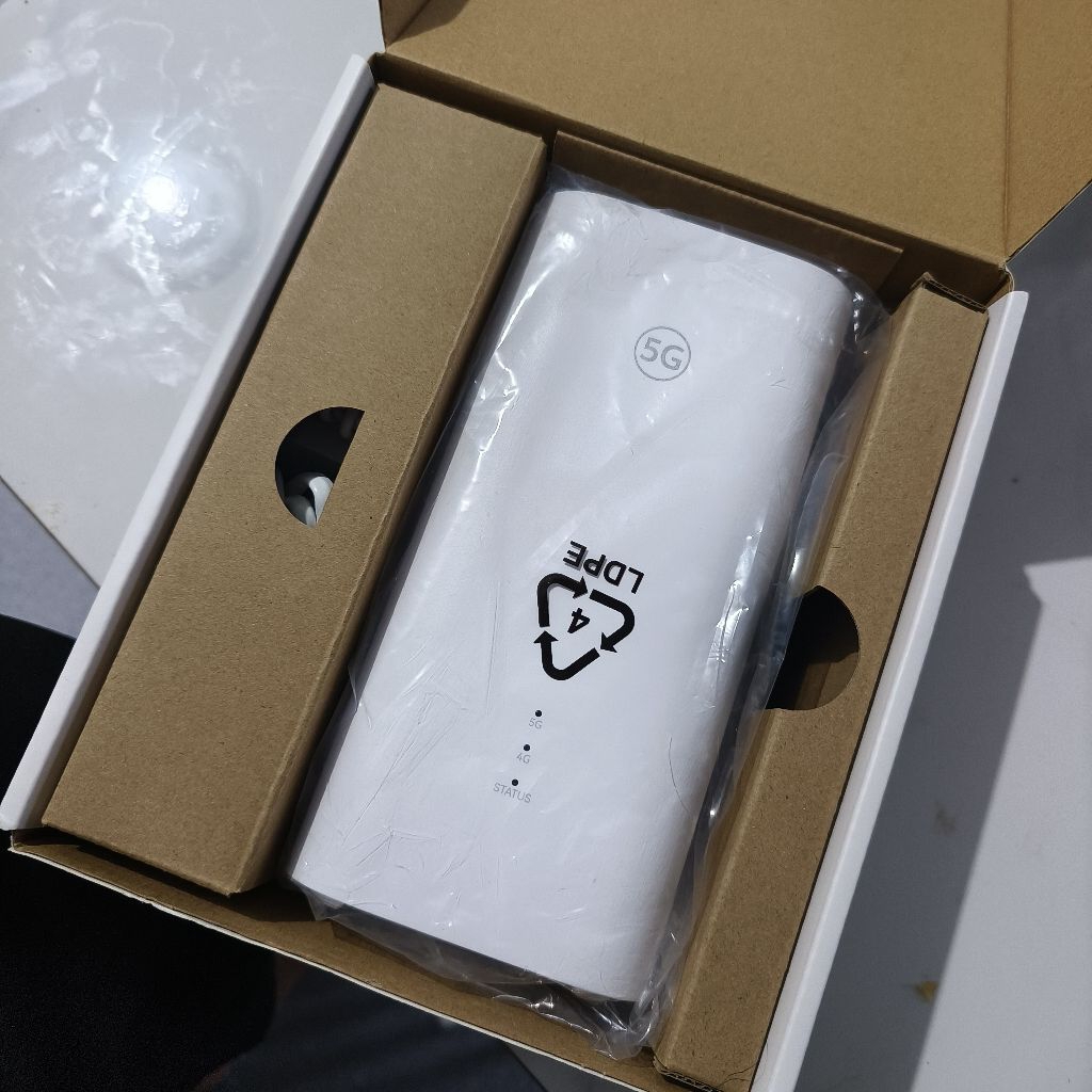 Huawei Brovi 5G CPE 5s H153-381 dan Orbit Star 2 Huawei B312
