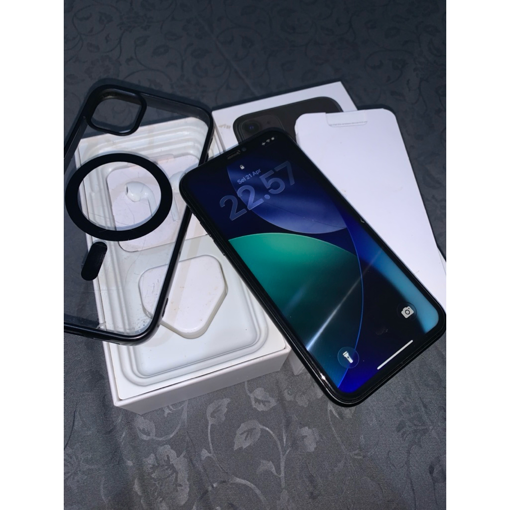 iPhone 11 64gb second Wifi Only