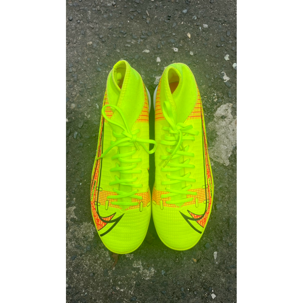 SEPATU FUTSAL NIKE MERCUARIAL SUPERFLY 8 ACADEMY IC