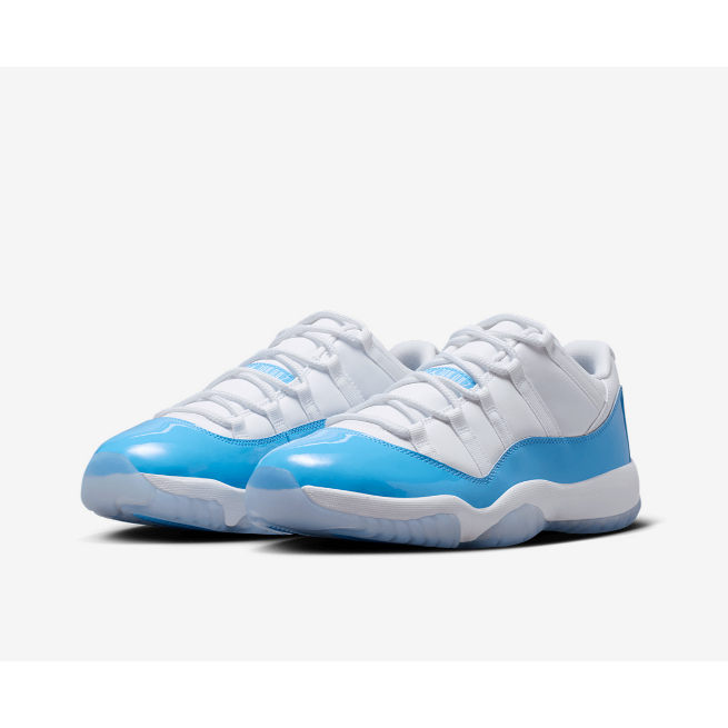 Sepatu Basket Pria Nike Air Jordan 11 Retro Low University Blue FV5104-100
