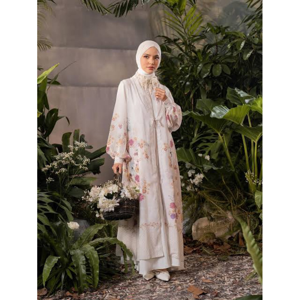 FLORIA DRESS SET-SPRING BLOSSOM Floria dress wearing klamby