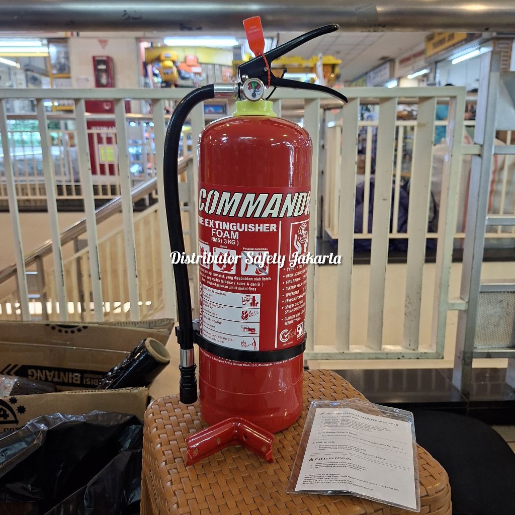 Apar SNI Foam 3 Kg Commando / AFF Foam 3 L / Komplit Set