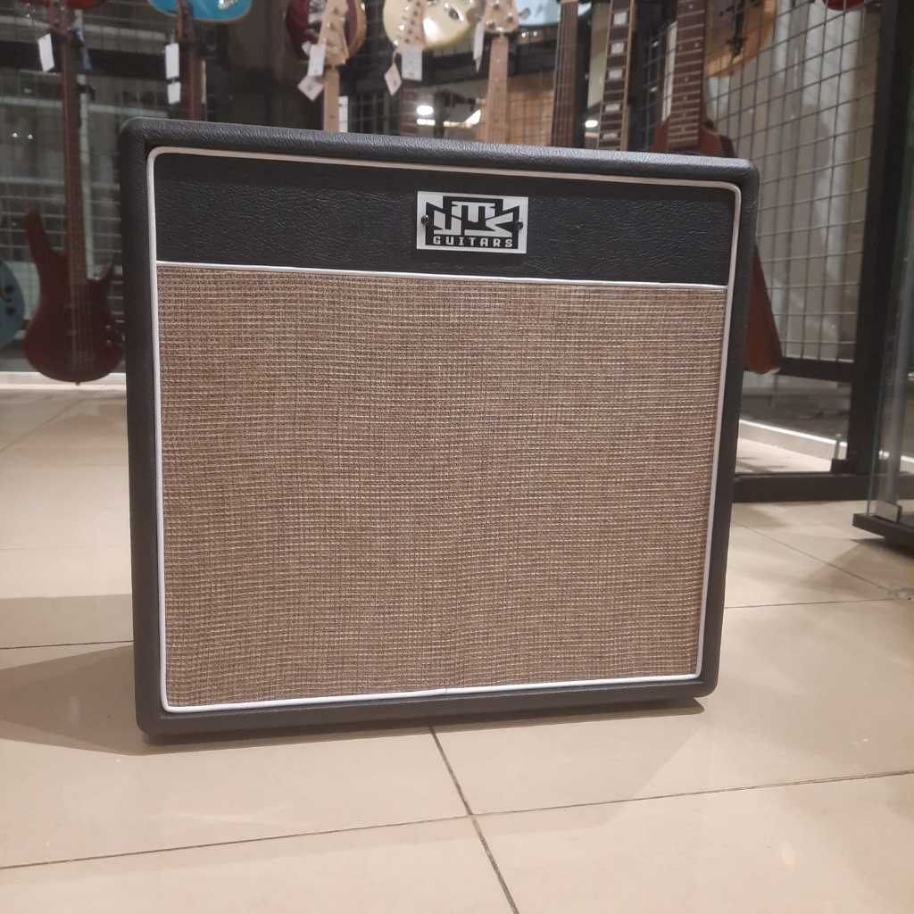 YMS RETRO GUITAR AMPLIFIER