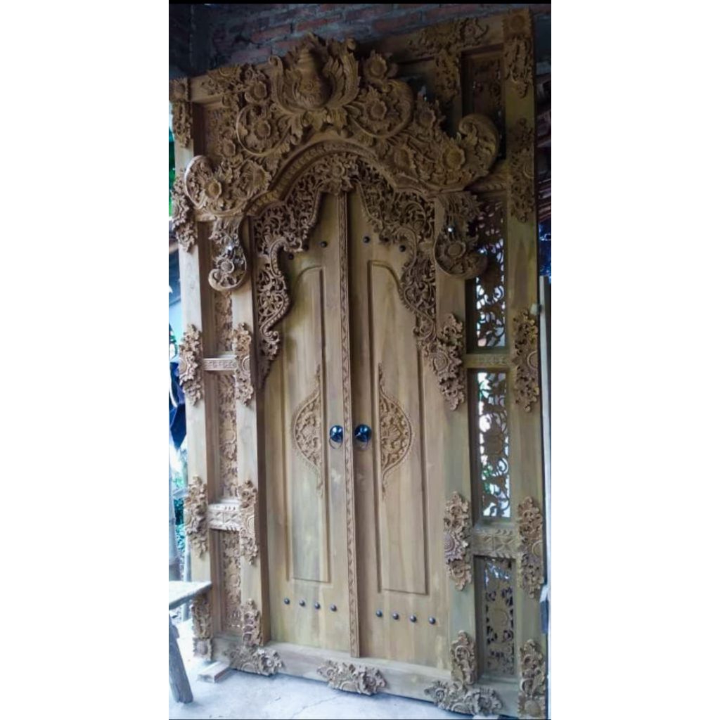 pintu ukir model setyl bali ukiran jepara