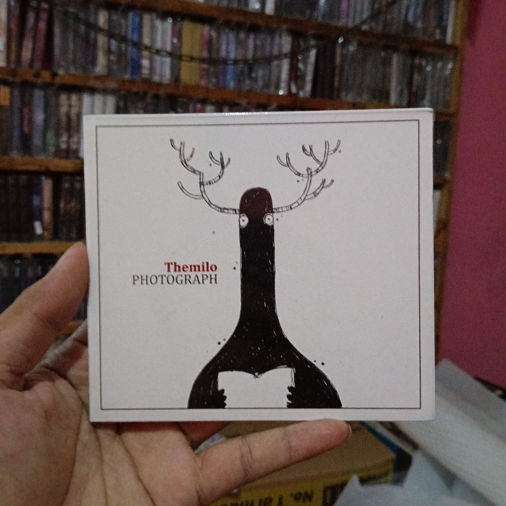 CD THE MILO - PHOTOGRAPH