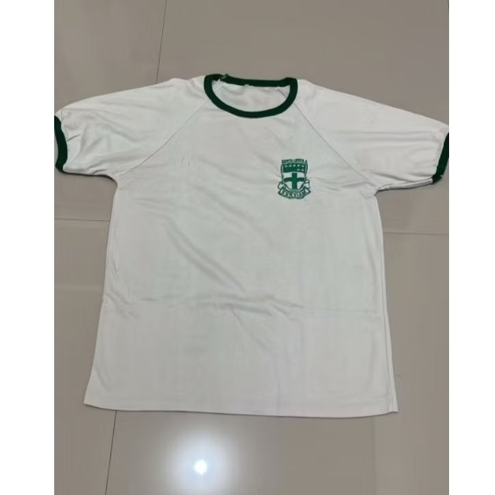 Set Pakaian Olahraga Santa Ursula