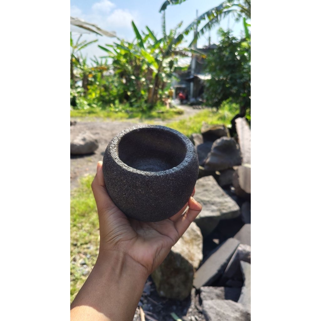 Lumpang Batu Mini ASLI Gunung Merapi 12 cm