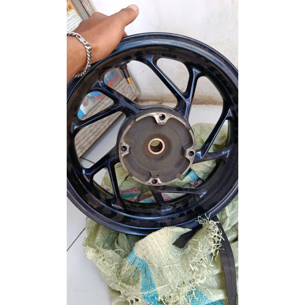 velg vario 160 abs