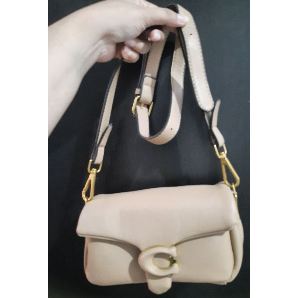 Preloved - Tas selempang coklat tabby pillow untuk wanita