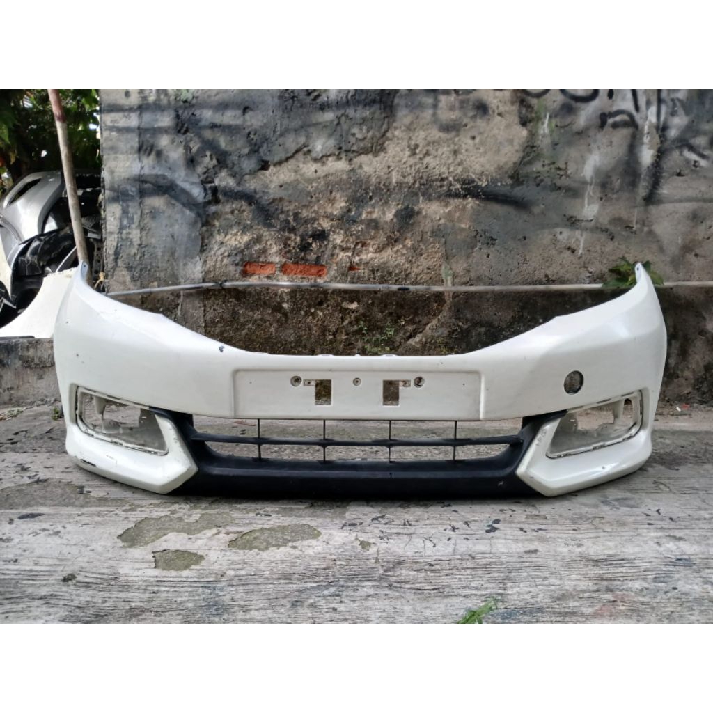bumper bemper depan mobilio tipe E