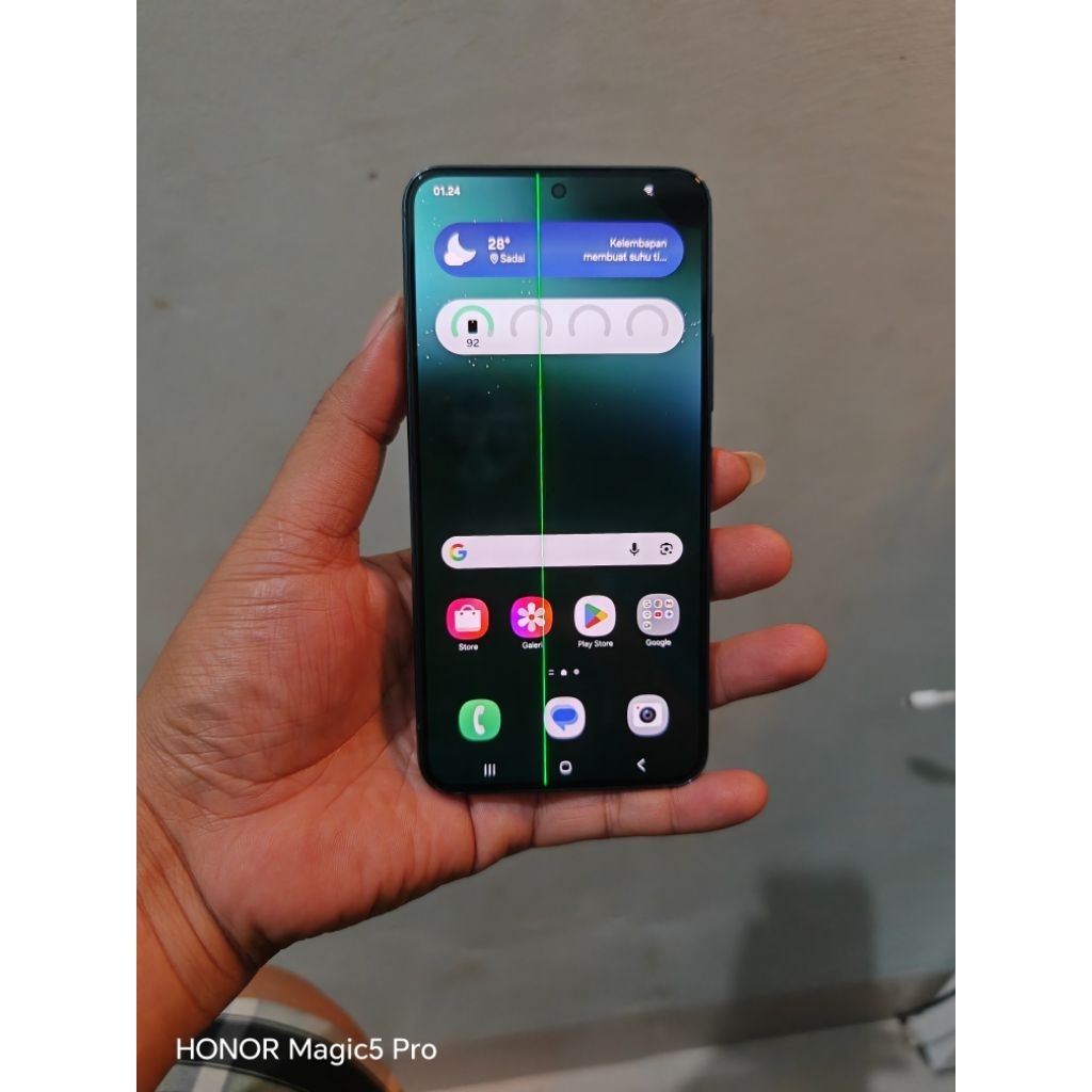 Samsung S22 5G Hijau Ram 8/128gb bergaris 1 helai & tompel mulus second Singapore ex inter Mulus