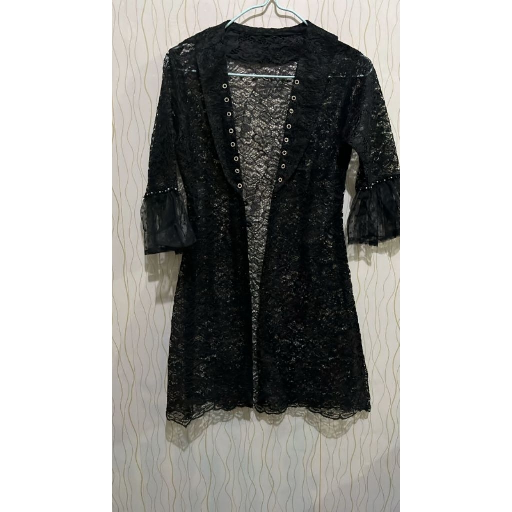 outer brokat Hitam
