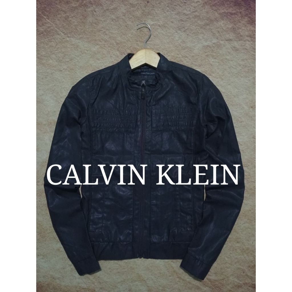 Jaket keren CALVIN KLEIN semi coated bekas pakai
