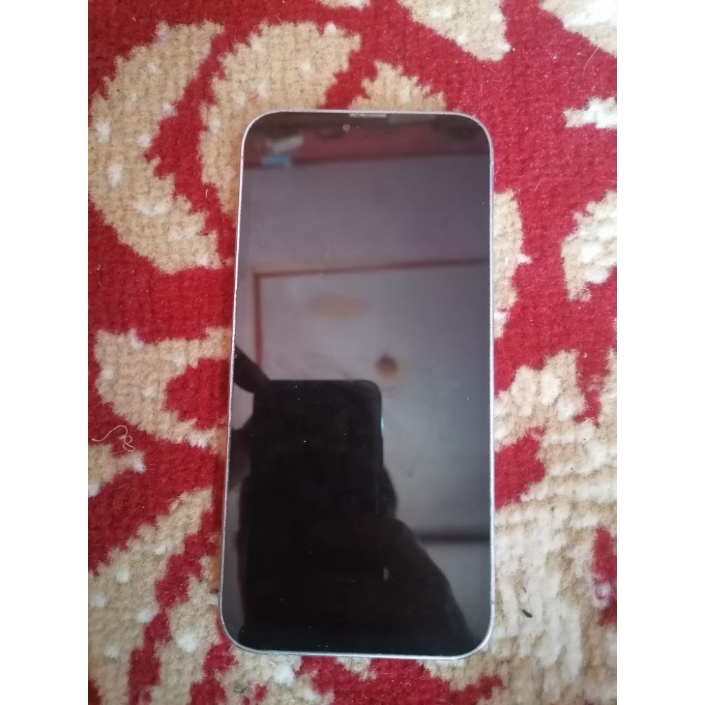 lcd ip 14 pro max  hdc minus ada garis 2 dikit sentuh normal..maaf jual lcd tc bukan unit hp yah