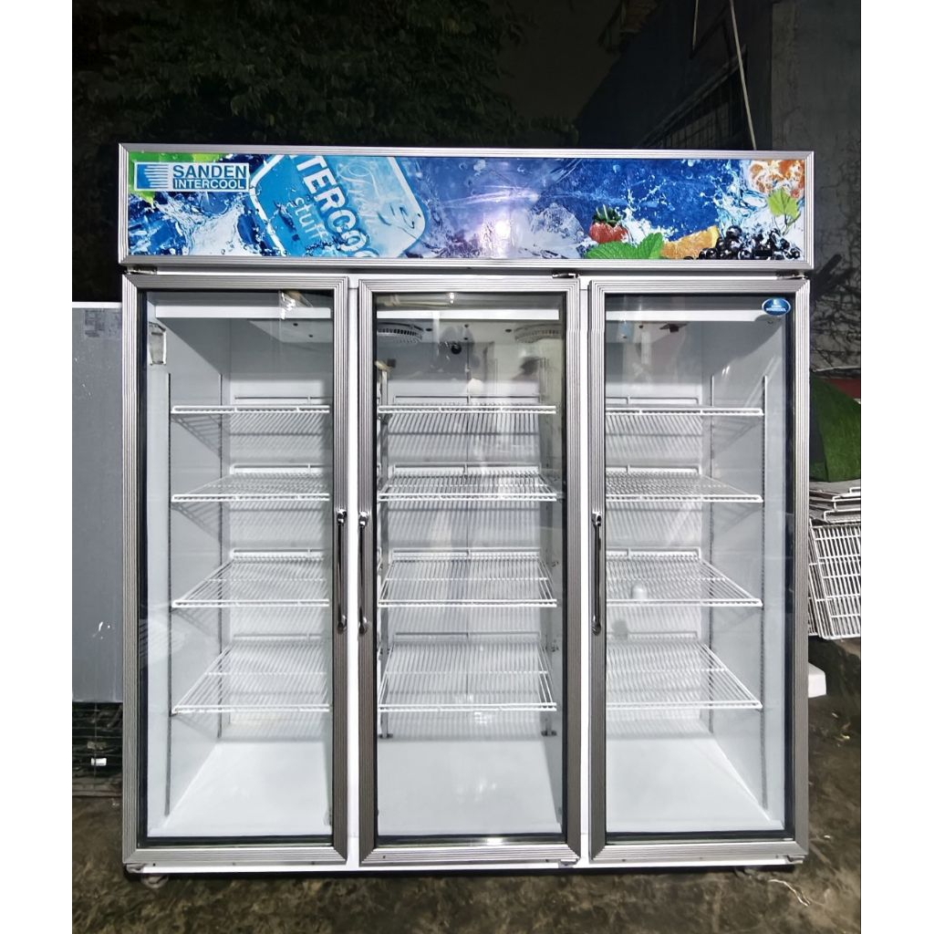 Showcase chiller 3 pintu Sanden intercool second