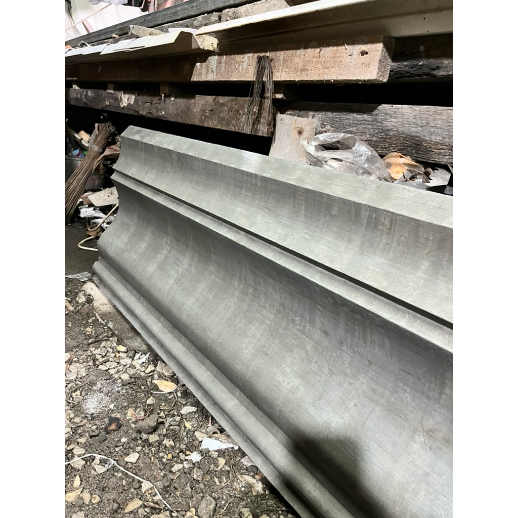 Lisplang beton 40cmx50cm 5meteran