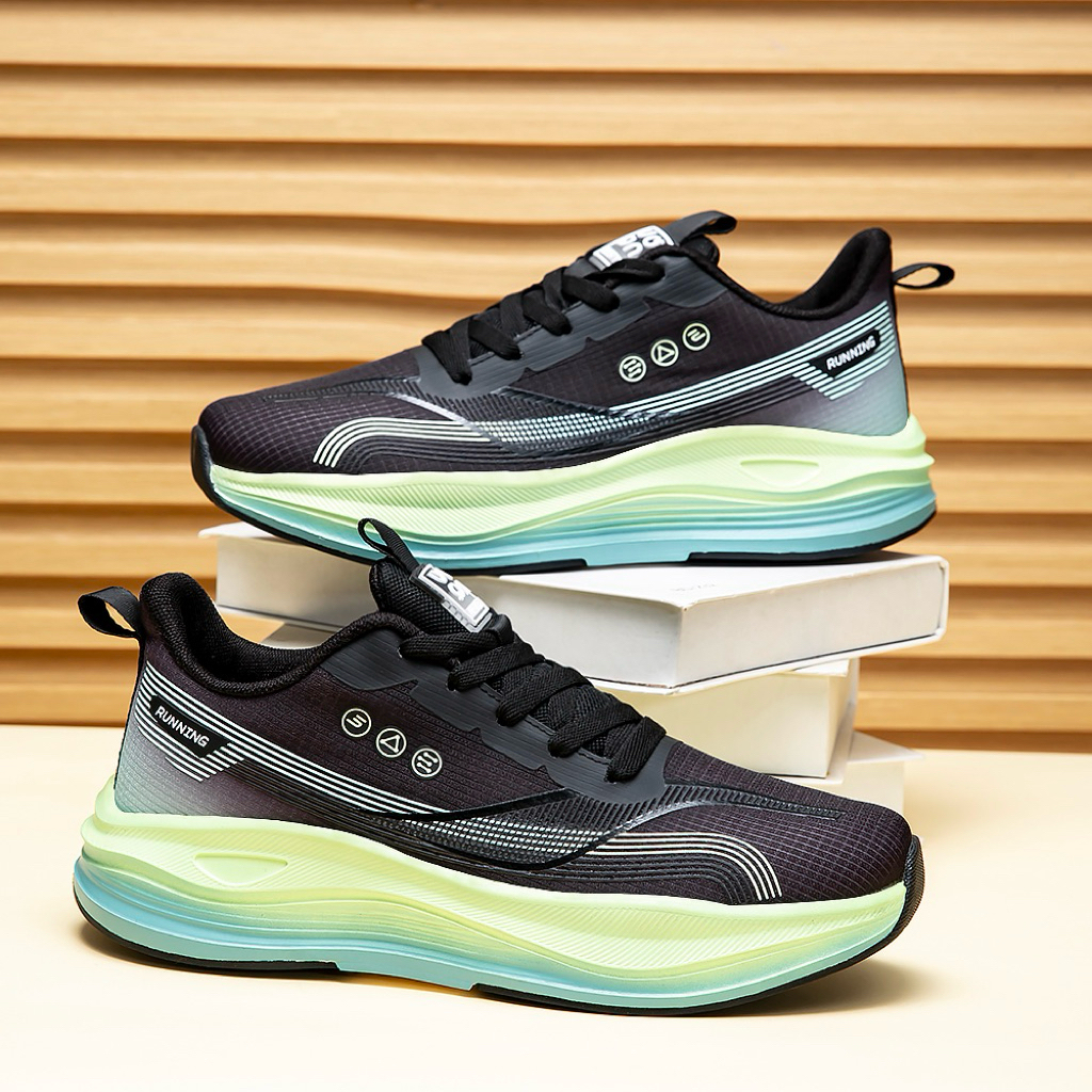 Imported Men's Sneakers Shoes, Sporty Casual Sports Shoes