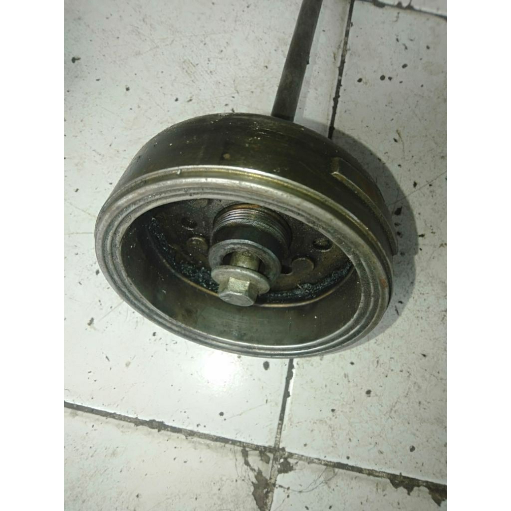 magnet spin 125 bekas copotan motor