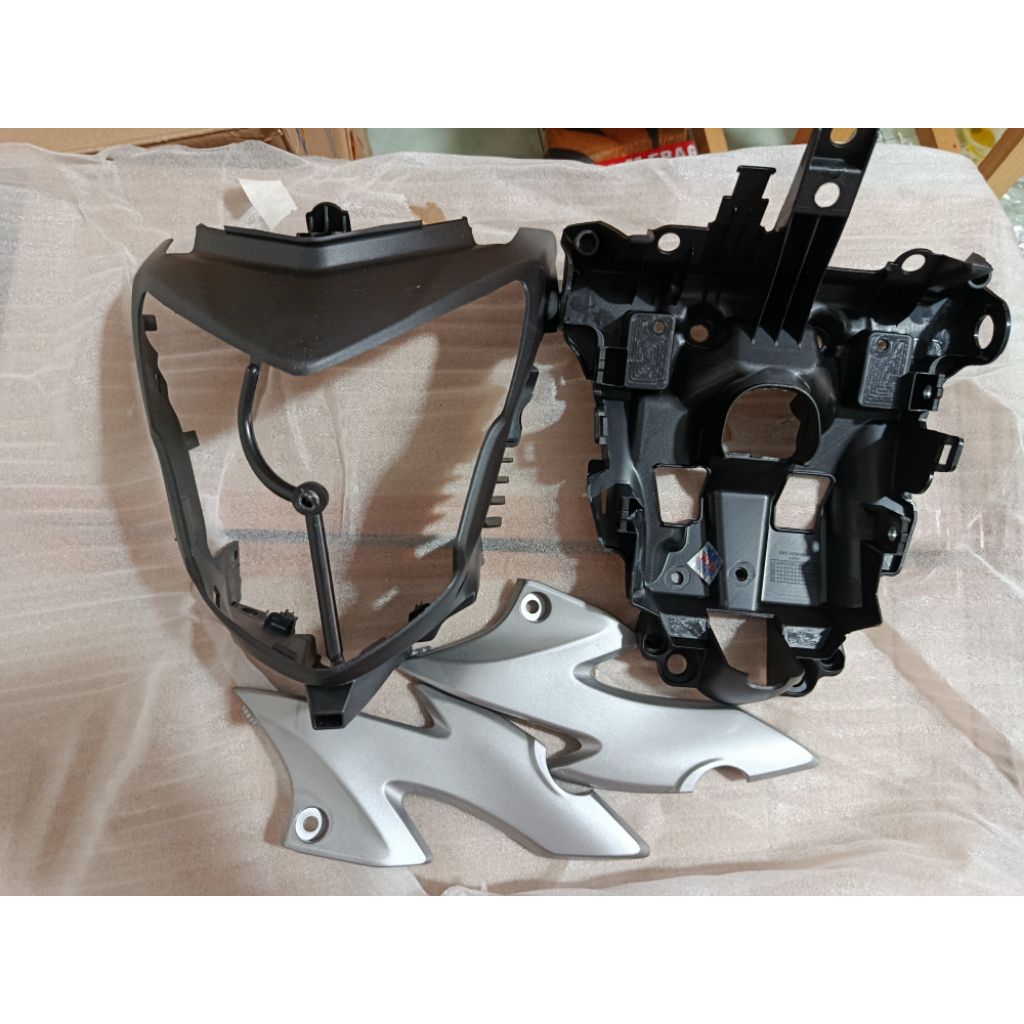 COVER BATOK KEPALA LAMPU DEPAN+KUPING ATAS BATOK BELAKANG CB150R OLD CB 150 R OLD LAMA