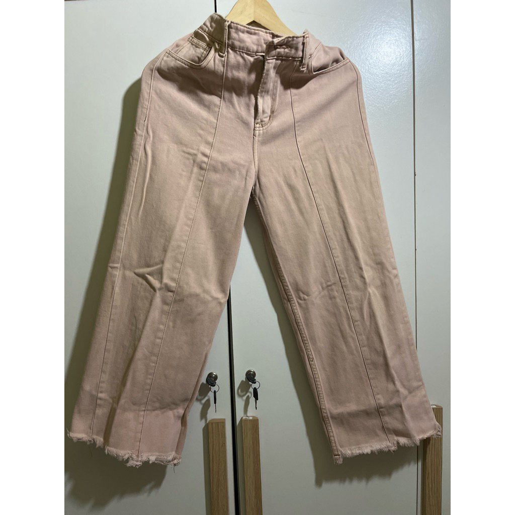 [PRELOVED] Boyfriend Jeans unfinished NEVADA- Celana Jeans Wanita